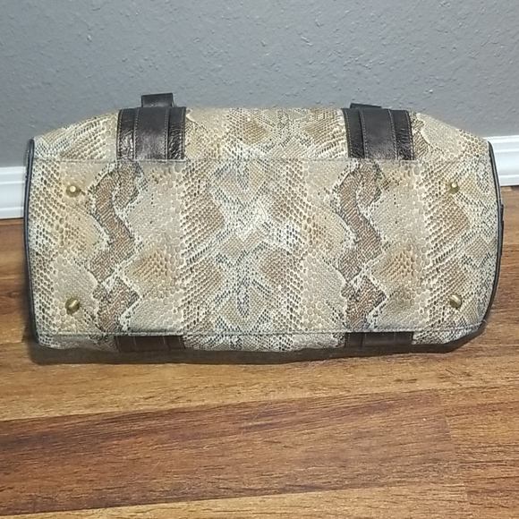 Burberry bag - Picture 9 of 9